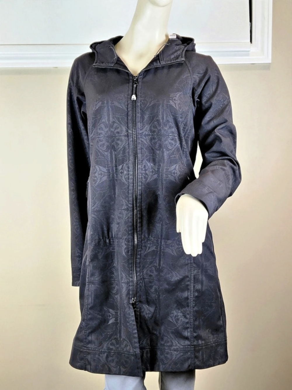 Sz 8 Lululemon Apres Yoga Long Soft Shell Jacket-Dancing In The Snow Pattern